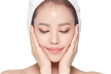臉部水腫怎么消除？是什么原因