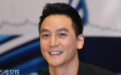 男生熬夜后怎么護膚 你需要3種護膚品