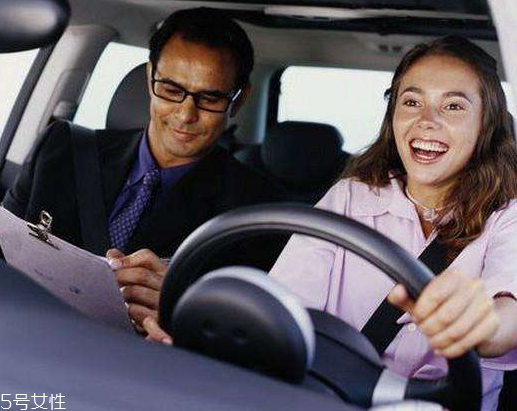 夏天學車如何防曬 這5招讓你不懼烈日
