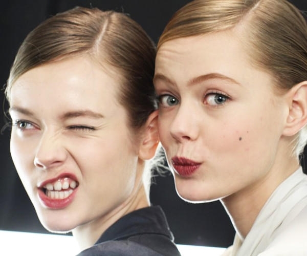 美寶蓮fitme粉底液2018新版和舊版區(qū)別 新版詳細(xì)評(píng)測