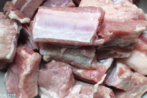 排骨可以燉黃瓜嗎 這個(gè)湯也好喝