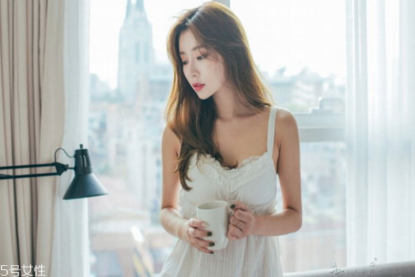 中醫(yī)養(yǎng)生如何看待女性閉經原因？