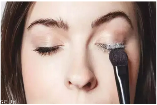 睫毛種植手術(shù)安全嗎？效果怎么樣？