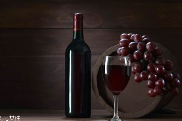 紅酒年份越久越好嗎 葡萄品質(zhì)才決定口感 紅酒年份越久越好嗎 葡萄品質(zhì)才決定口感