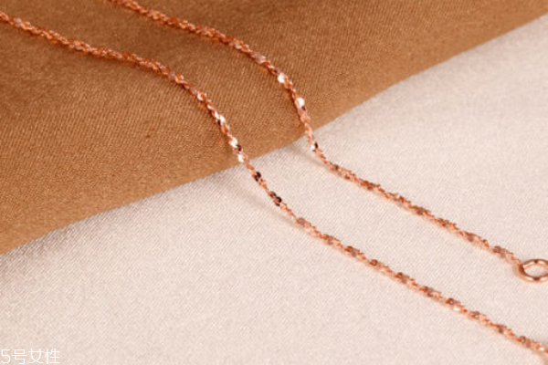 玫瑰金項(xiàng)鏈會(huì)氧化嗎 屬于正?，F(xiàn)象