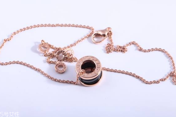 玫瑰金項(xiàng)鏈會(huì)氧化嗎 屬于正?，F(xiàn)象