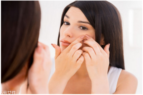 春天為什么總長痘痘 春天吃這些對(duì)皮膚好