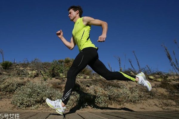 腹部脂肪厚怎么減掉 全身性運(yùn)動(dòng)效果最好 腹部脂肪厚怎么減掉 全身性運(yùn)動(dòng)效果最好