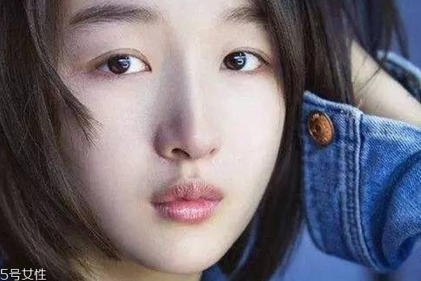 下垂眼用什么顏色眼影好 非常適合厭世風格妝