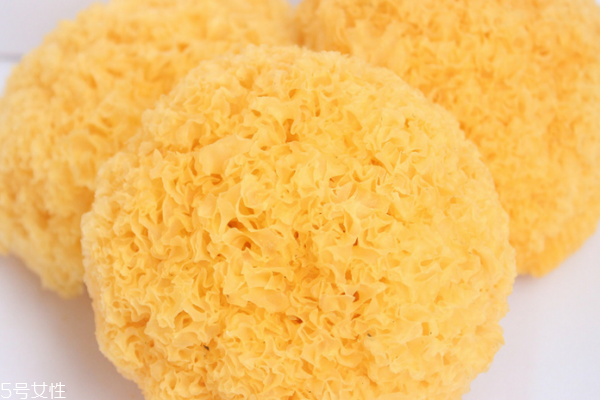 銀耳為什么不能過(guò)夜 會(huì)產(chǎn)生亞硝酸鹽