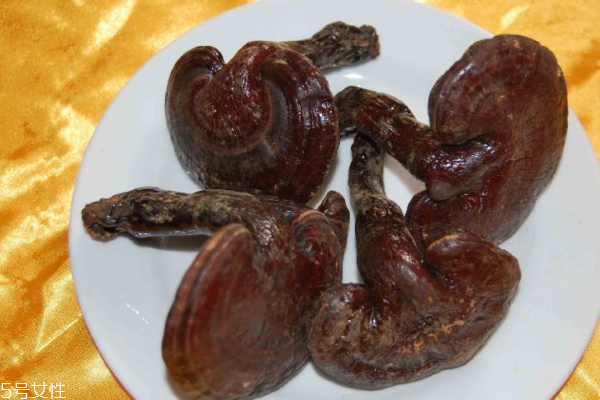 靈芝會上火嗎 不會出現(xiàn)上火現(xiàn)象 靈芝會上火嗎 不會出現(xiàn)上火現(xiàn)象