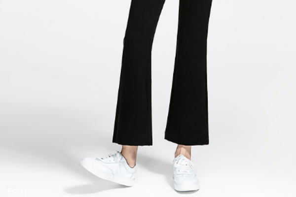 剛畢業(yè)女生上班穿什么 這三款職場必備 剛畢業(yè)女生上班穿什么 這三款職場必備