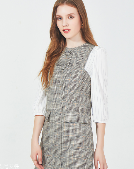 剛畢業(yè)女生上班穿什么 這三款職場必備 剛畢業(yè)女生上班穿什么 這三款職場必備