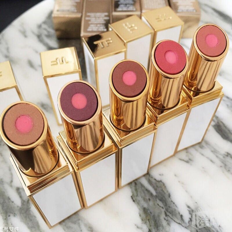 夾心唇膏哪個(gè)牌子好 大牌夾心口紅盤(pán)點(diǎn)