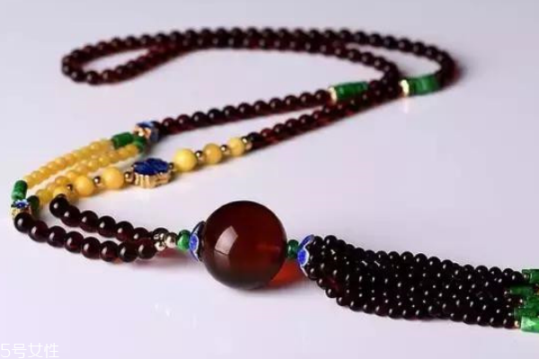 琥珀會越戴越亮嗎 保養(yǎng)方法要學會