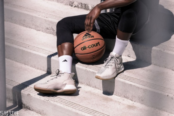 羅斯9和利拉德4哪個(gè)好 阿迪達(dá)斯頂級(jí)實(shí)戰(zhàn)球鞋 羅斯9和利拉德4哪個(gè)好 阿迪達(dá)斯頂級(jí)實(shí)戰(zhàn)球鞋
