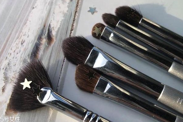 魅絲蔻化妝刷什么檔次 開架產(chǎn)品適合新手 魅絲蔻化妝刷什么檔次 開架產(chǎn)品適合新手