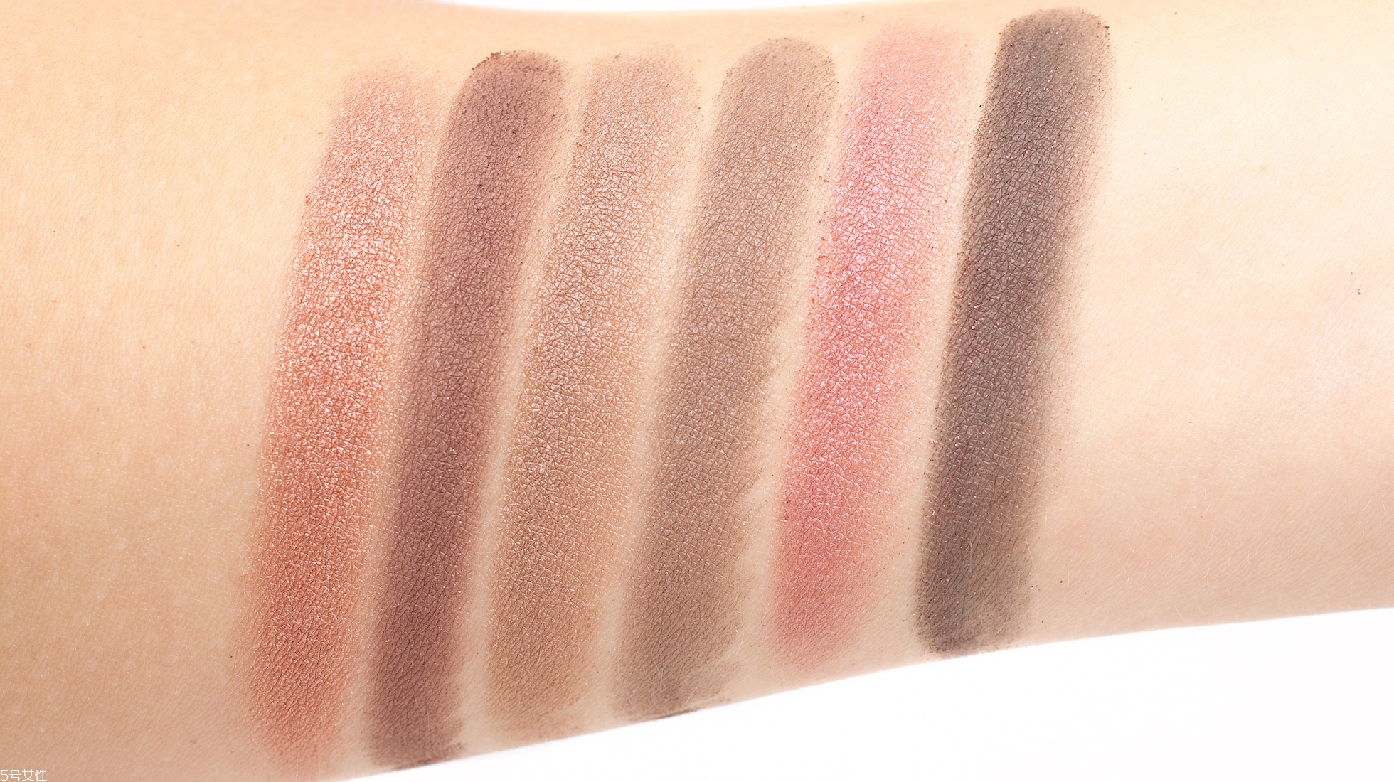 美寶蓮口紅哪個系列最好看 美寶蓮4大火爆口紅pk賽 美寶蓮口紅哪個系列最好看 美寶蓮4大火爆口紅pk賽