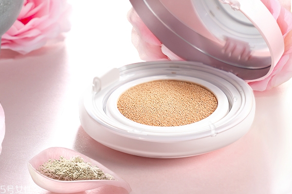 花西子氣墊孕婦能用嗎 有1種成分對孕婦有風(fēng)險(xiǎn) 花西子氣墊孕婦能用嗎 有1種成分對孕婦有風(fēng)險(xiǎn)