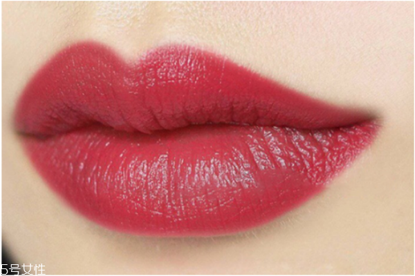 紀(jì)梵?？诩t301是什么顏色 紀(jì)梵?？诩t301試色