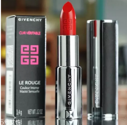 紀(jì)梵?？诩t301是什么顏色 紀(jì)梵?？诩t301試色