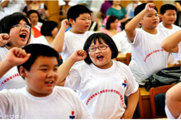 應(yīng)該注意小孩脂肪和膽固醇的攝取量嗎？