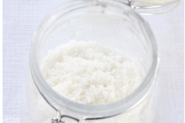 白糖洗臉的功效與作用，這樣也能美白