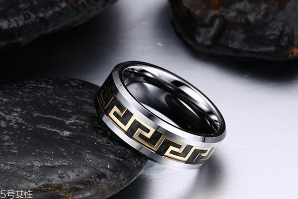 鎢金戒指對(duì)人有害嗎 避免長(zhǎng)期佩戴 鎢金戒指對(duì)人有害嗎 避免長(zhǎng)期佩戴