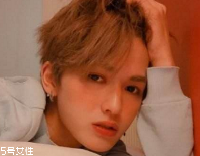 韓國(guó)雀斑妝怎么化 朱正廷雀斑妝畫(huà)法步驟 韓國(guó)雀斑妝怎么化 朱正廷雀斑妝畫(huà)法步驟