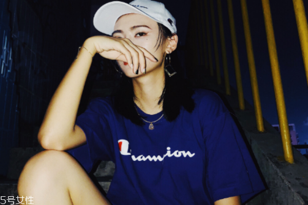 運(yùn)動風(fēng)穿衣搭配圖片 男神見了都說酷