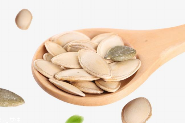 南瓜子一天吃多少合適 吃南瓜子必看 南瓜子一天吃多少合適 吃南瓜子必看