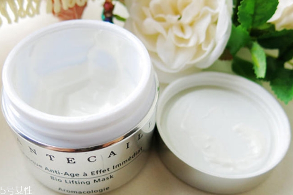 痘痘用什么睡眠面膜好 挑對了擁有光滑肌 痘痘用什么睡眠面膜好 挑對了擁有光滑肌