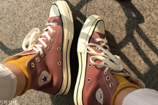 匡威1970s和經(jīng)典款的區(qū)別 要學(xué)會區(qū)分