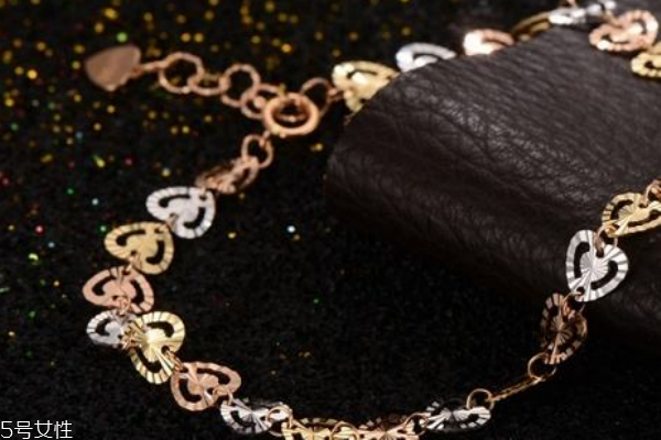 彩金手鏈多少錢(qián) 款式品牌都有影響 彩金手鏈多少錢(qián) 款式品牌都有影響