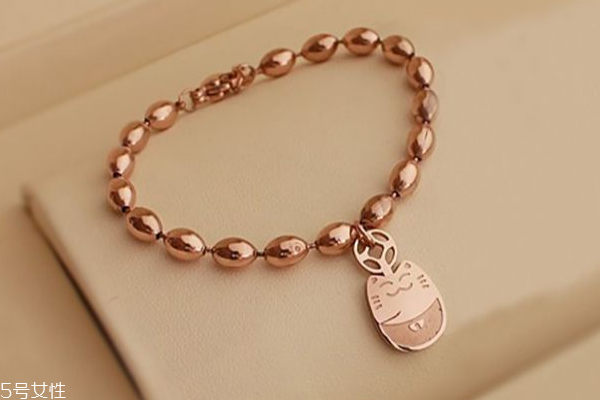 彩金手鏈多少錢(qián) 款式品牌都有影響 彩金手鏈多少錢(qián) 款式品牌都有影響