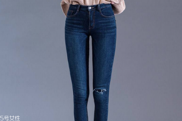 牛仔褲拉鏈是金屬嗎 原來是這個材質