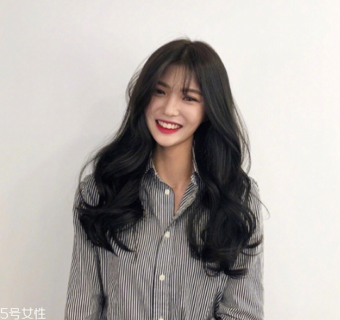 空氣感卷發(fā)教程 空氣卷發(fā)型圖片中長發(fā) 空氣感卷發(fā)教程 空氣卷發(fā)型圖片中長發(fā)