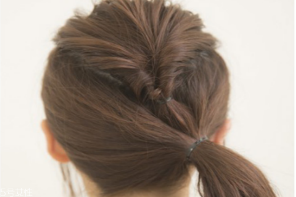夏天頭發(fā)怎么盤好看 日系空氣感束發(fā)教程 夏天頭發(fā)怎么盤好看 日系空氣感束發(fā)教程