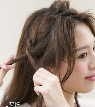 夏天頭發(fā)怎么盤好看 日系空氣感束發(fā)教程 夏天頭發(fā)怎么盤好看 日系空氣感束發(fā)教程