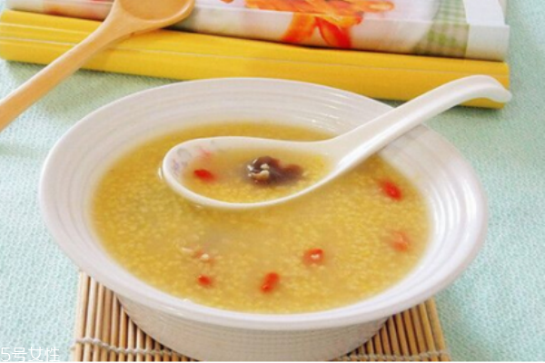 秋冬季節(jié)既減肥又養(yǎng)胃的食物有哪些 秋冬季節(jié)既減肥又養(yǎng)胃的食物有哪些