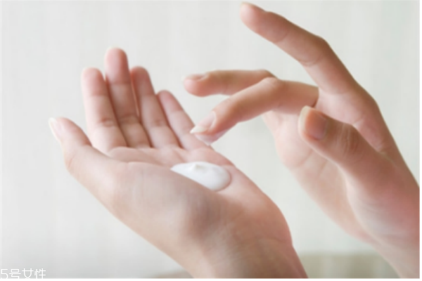 手需要去角質(zhì)嗎 還你細膩雙手
