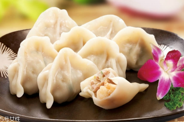 餃子怎么煮好吃 看了你就會 餃子怎么煮好吃 看了你就會