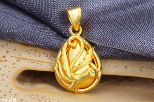 千足金吊墜多少錢(qián)一克 價(jià)格有浮動(dòng)