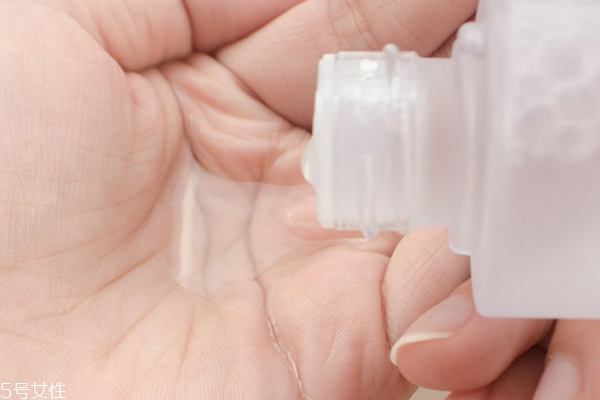 ahc薰衣草套裝價格 ahc薰衣草套盒好用嗎 ahc薰衣草套裝價格 ahc薰衣草套盒好用嗎