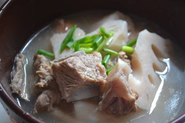 蓮藕怎么知道它粉不粉？別光看外表還得看孔數(shù)