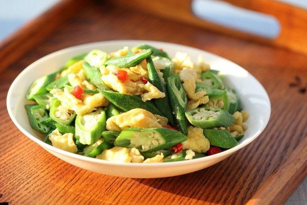 秋葵炒雞蛋要焯水嗎？孕婦吃秋葵得注意這些