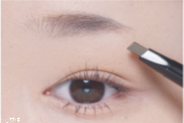 初學(xué)者用眉筆怎么畫 石原里美眉毛畫法 初學(xué)者用眉筆怎么畫 石原里美眉毛畫法