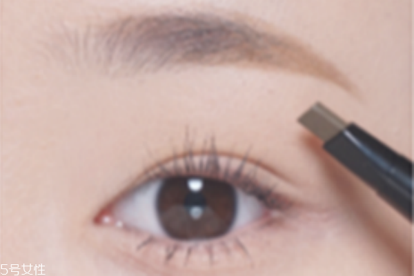初學(xué)者用眉筆怎么畫 石原里美眉毛畫法 初學(xué)者用眉筆怎么畫 石原里美眉毛畫法