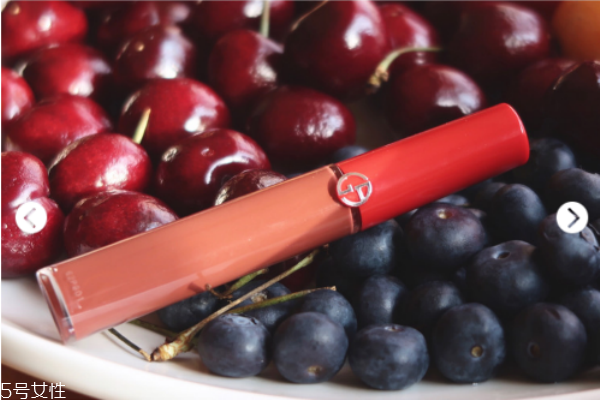 阿瑪尼紅管200多少錢(qián) 阿瑪尼紅管200價(jià)格