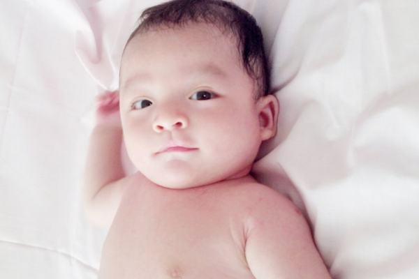 妻子進產(chǎn)房后丈夫應(yīng)該做什么 妻子進產(chǎn)房后丈夫應(yīng)該做什么